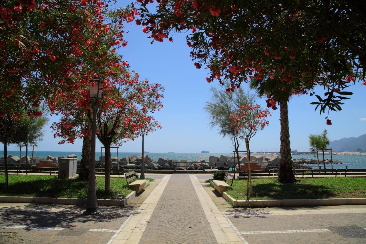 Апартаменти Salerno Mare E Luci Deluxe Екстер'єр фото