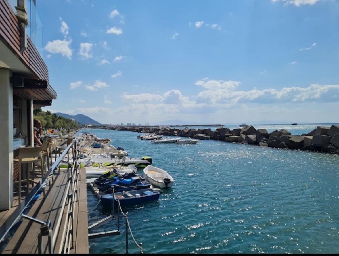 Апартаменти Salerno Mare E Luci Deluxe Екстер'єр фото